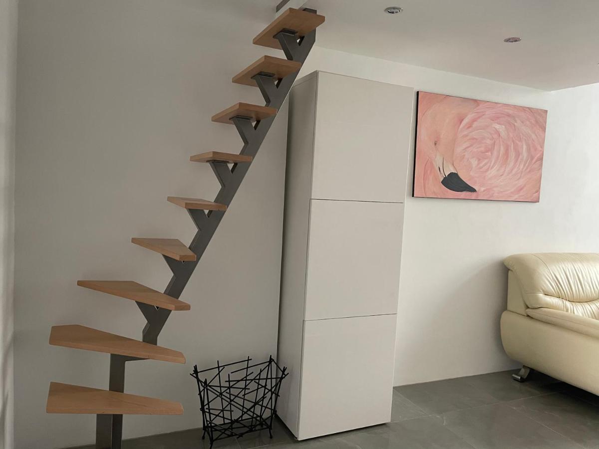 Luxury 60M2 Appartement In Wilhelmstadt Berlim Exterior foto